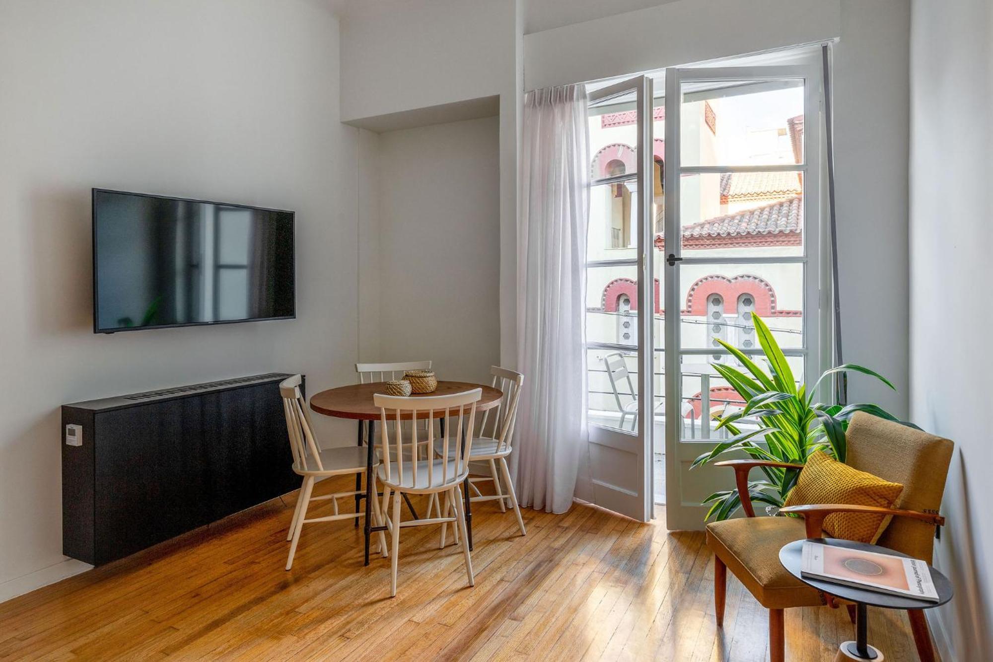 Ferienwohnung The Met By Zoia Living Athen Exterior foto